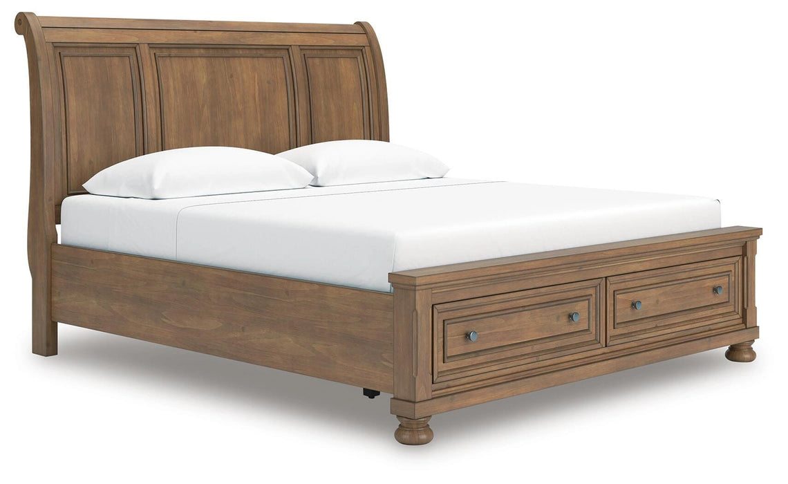 Feddinger Panel Storage Bed