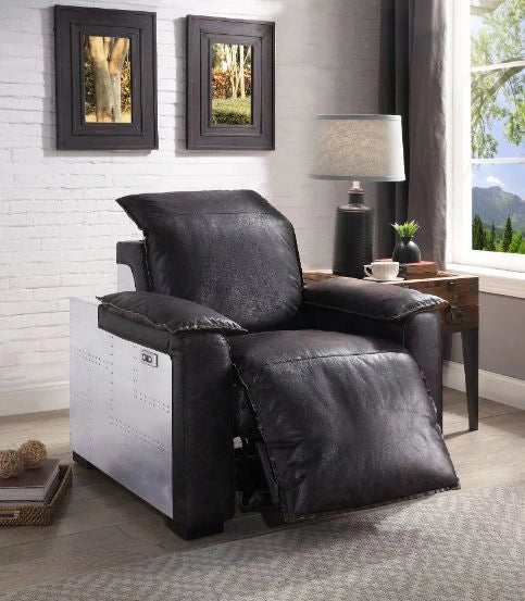 Power Motion Recliner w/USB Port