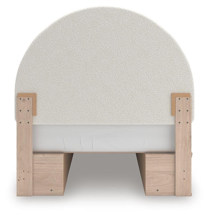 Arloster Upholstered Bed
