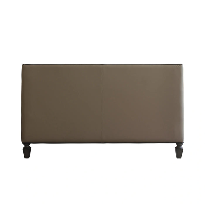 Loveseat w/3 Pillows